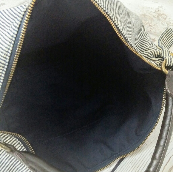 {Gap} Striped Hobo bag - Picture 7 of 8